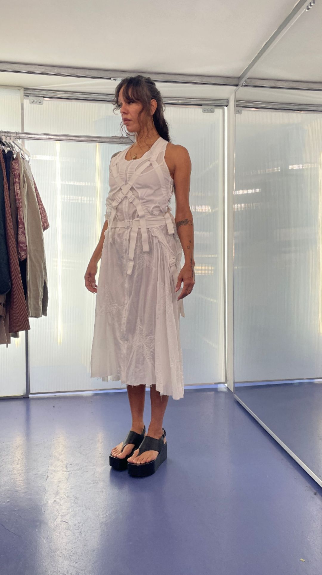 9999e6ef-f739-4dbe-a7d3-abe5663eac99