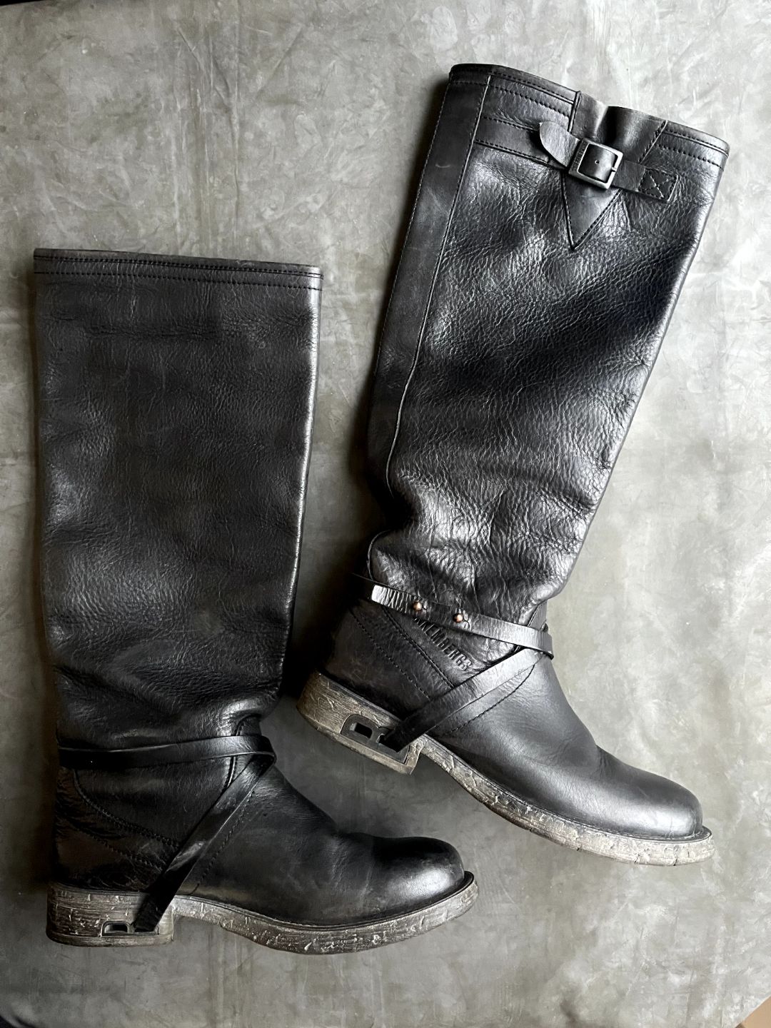 f94dfaf8-183f-4ce6-80ff-dcaf0e529a82