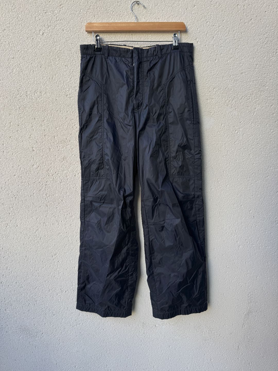 6eb69497-a9bd-4784-aff2-1079da302049