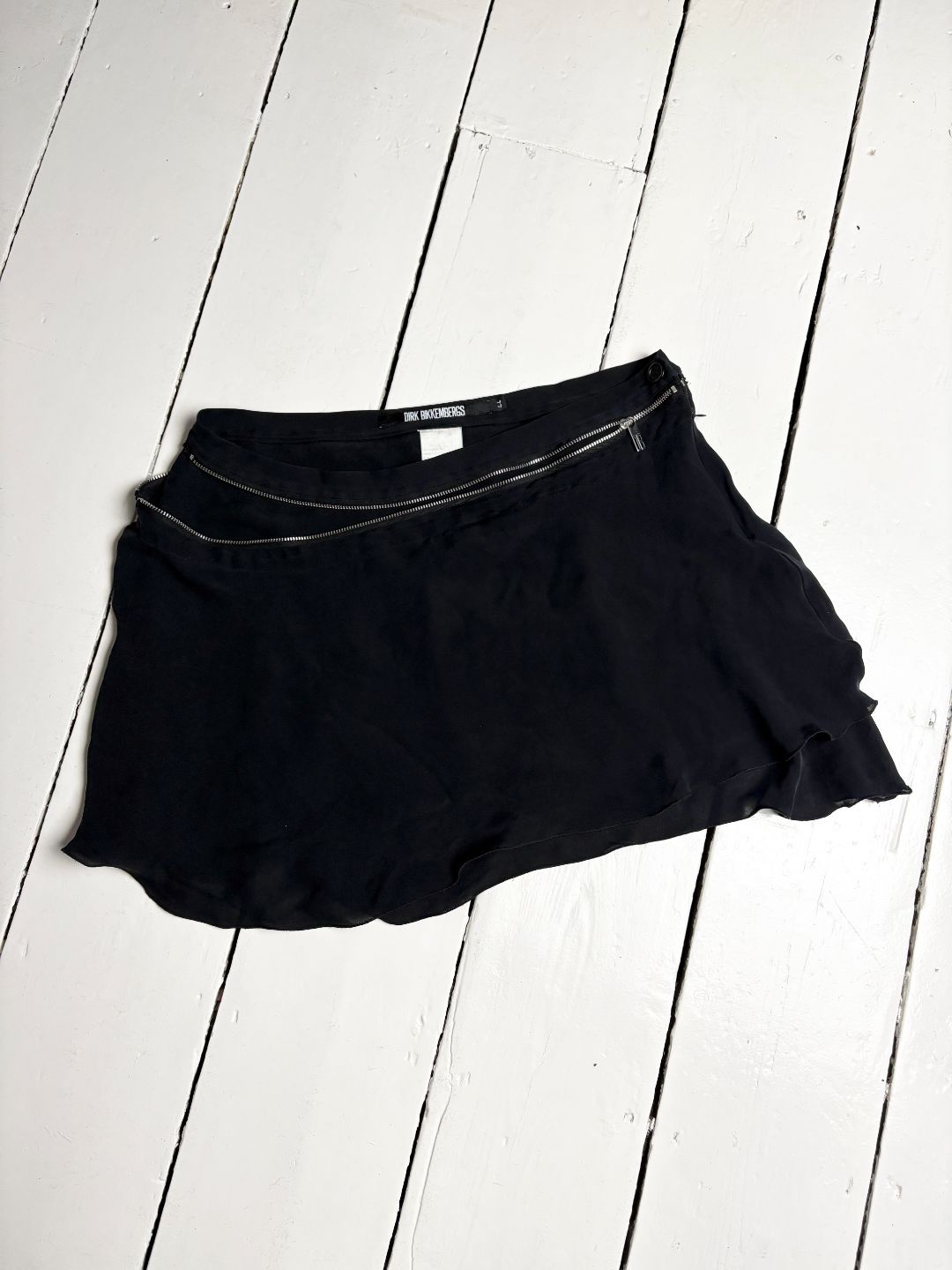 834a9a66-1c53-4572-8791-2e37303c6a38