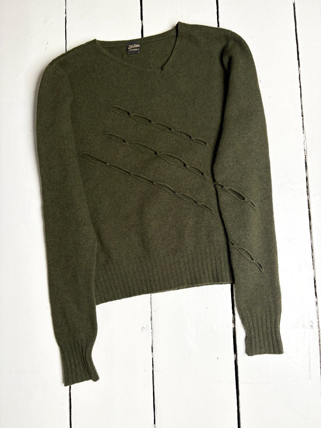 6f6aebb5-181e-4d4d-8595-32bce56b1143