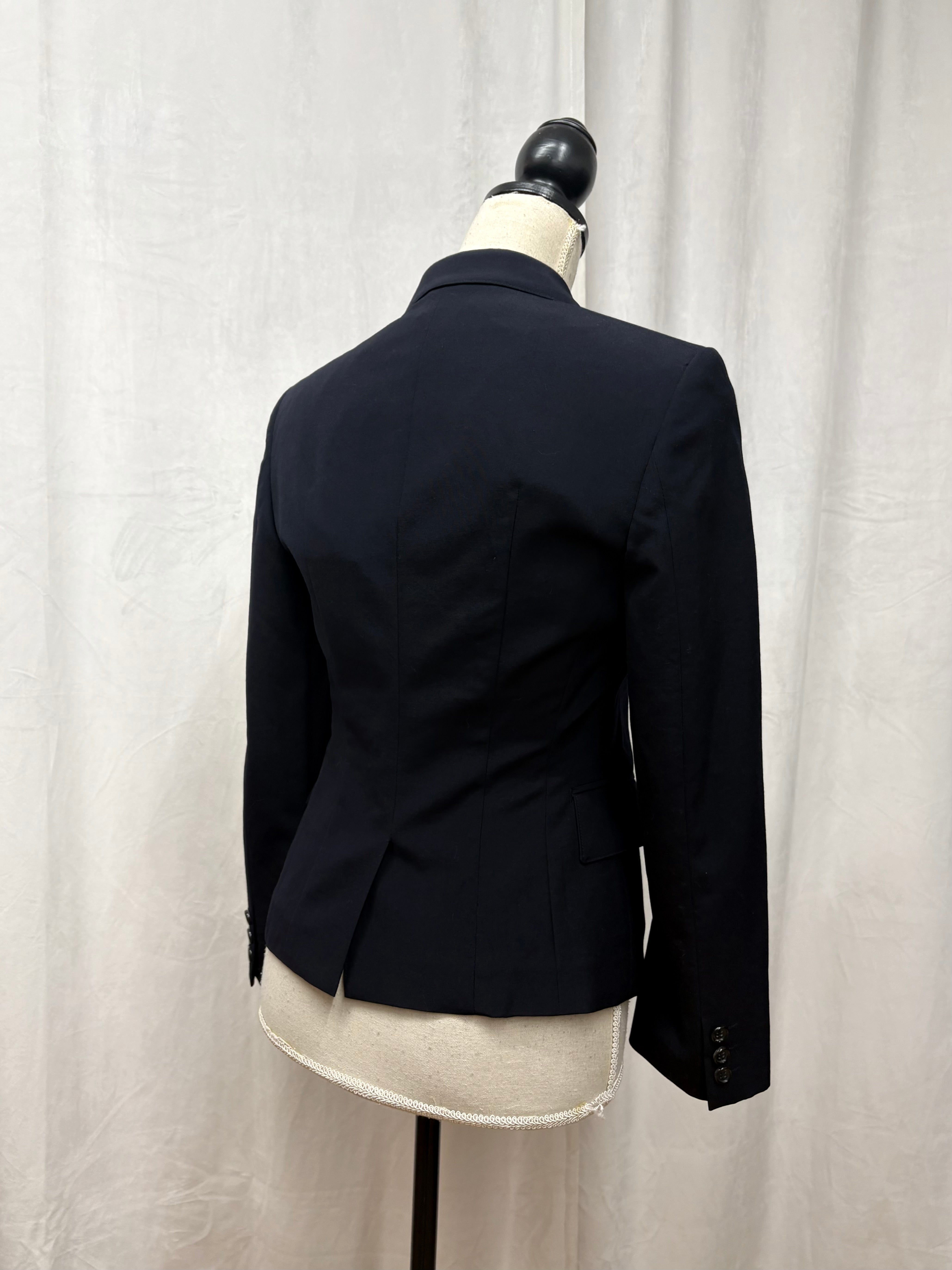 Thumbnail aecc3a0e-b6d0-41b0-bbe0-5d517516f33a