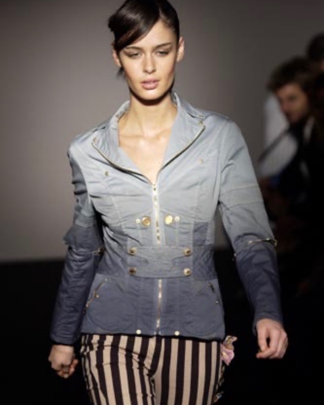 Thumbnail 22ff72cb-e0e6-4735-b2a1-91c844b4073e