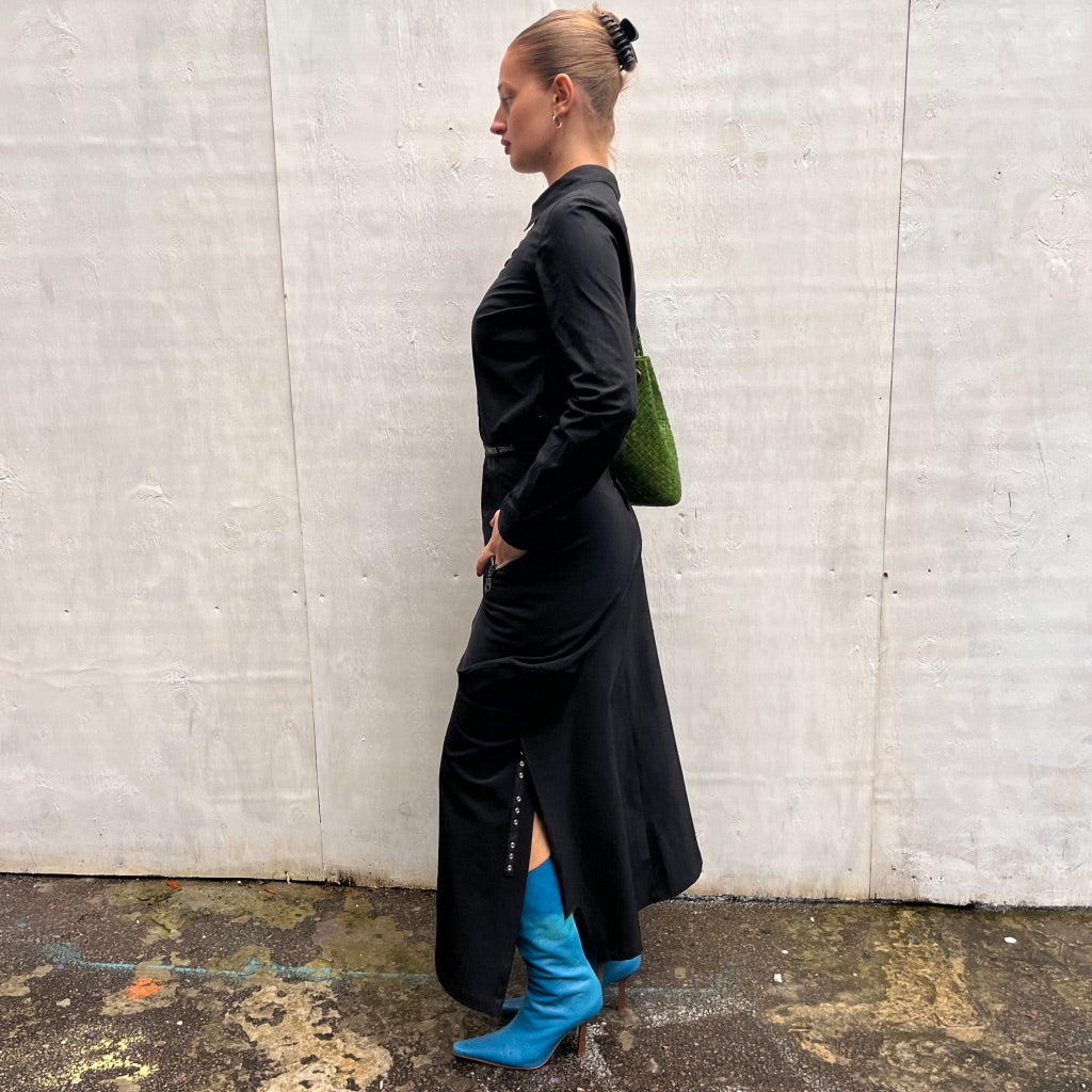 Thumbnail 09399d69-3f69-47d2-97f3-dac3a05ac0f2