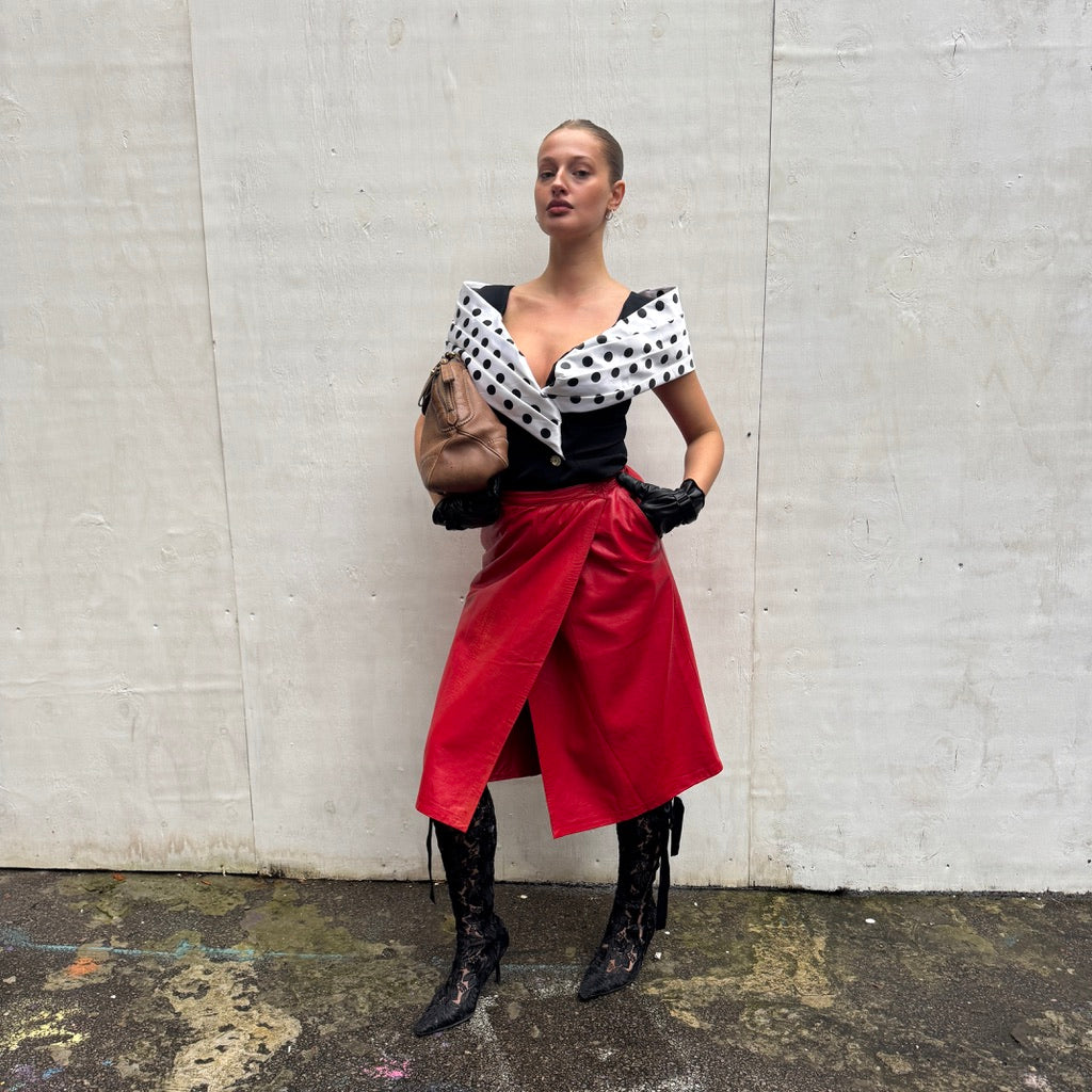 Thumbnail b9b97230-8cc2-48c3-a849-51253e701210