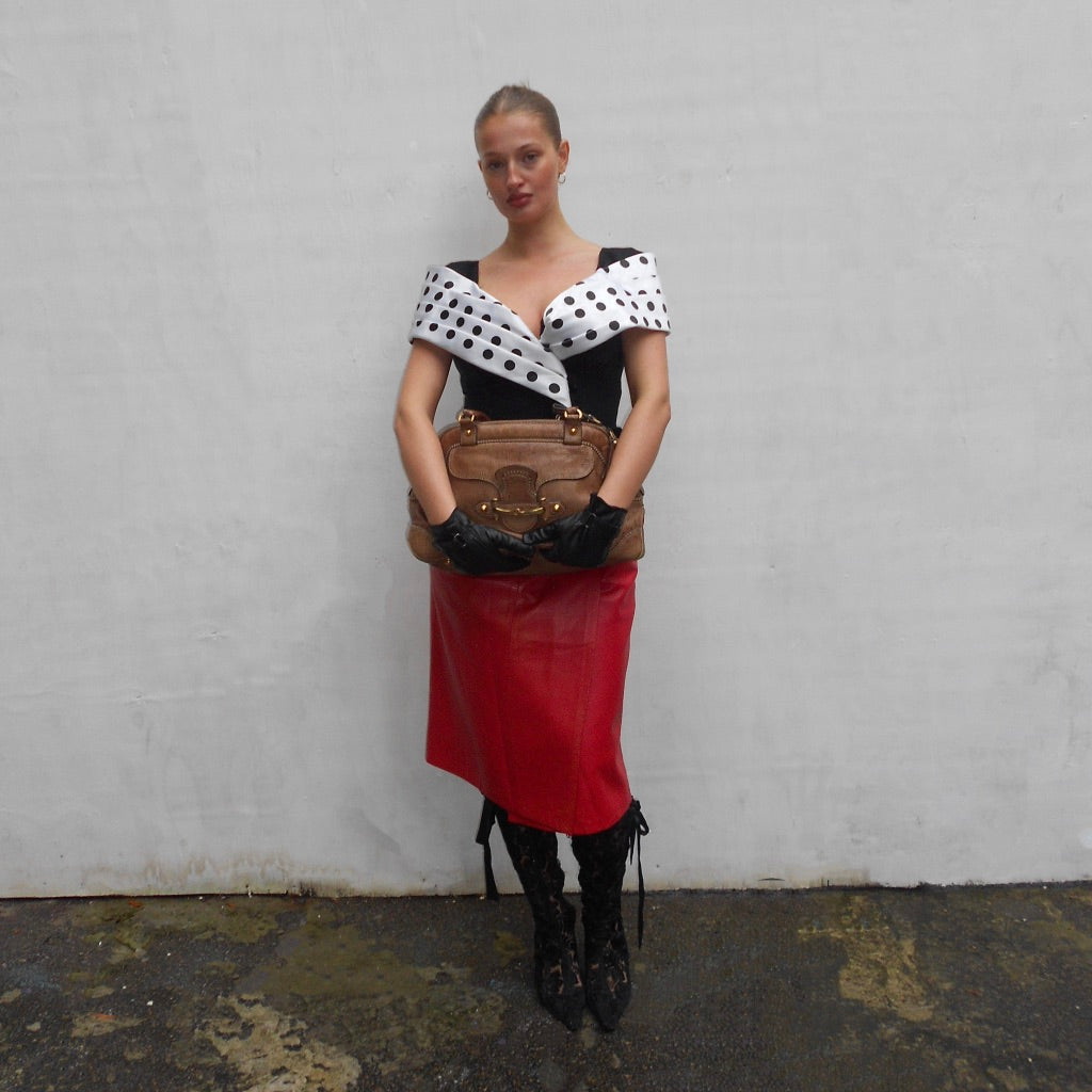 Thumbnail 4a1c4d89-5693-4340-a919-ee9c76b6909f