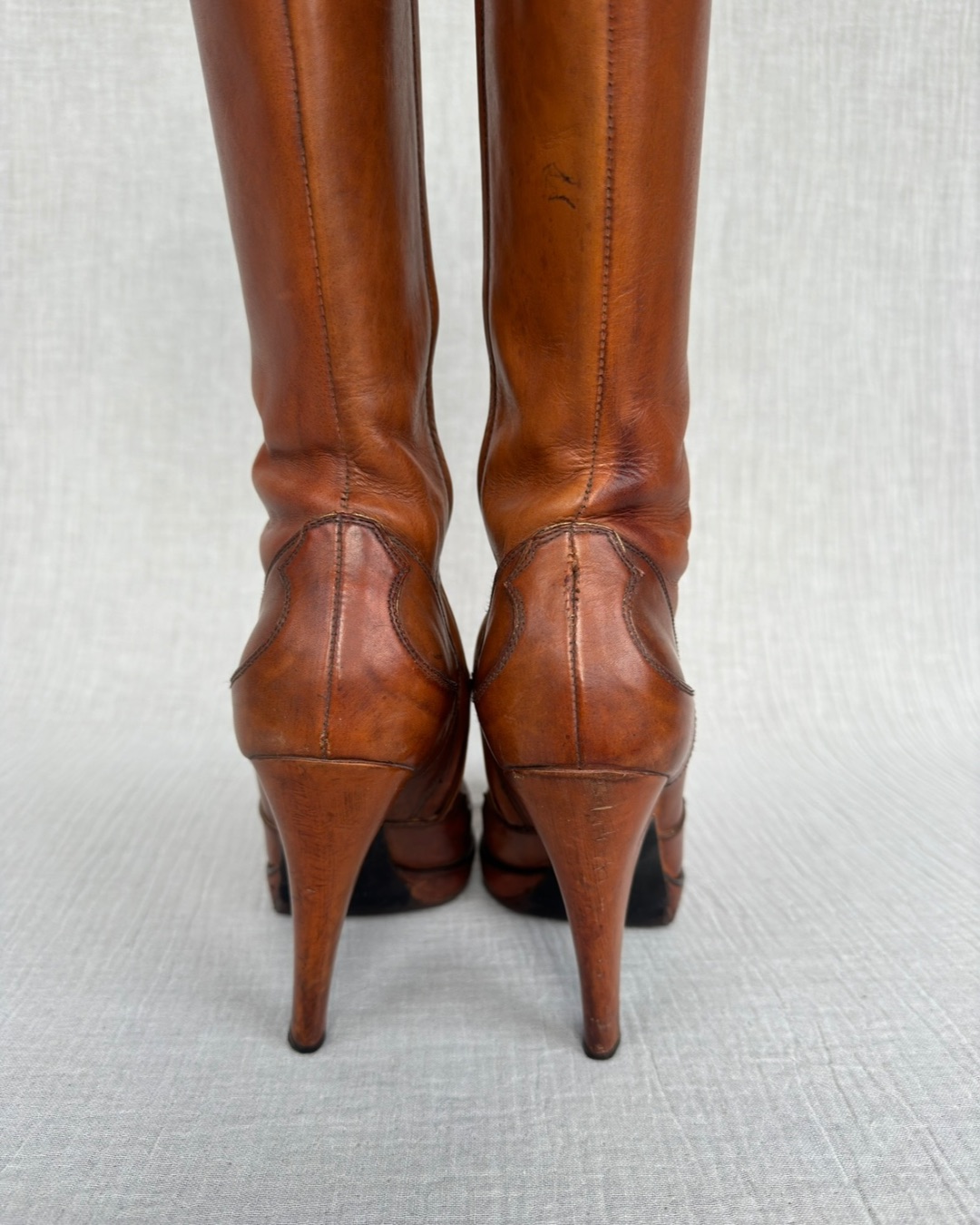 Thumbnail 0a80a901-2a7d-46f7-8dcb-92f1c76857b2