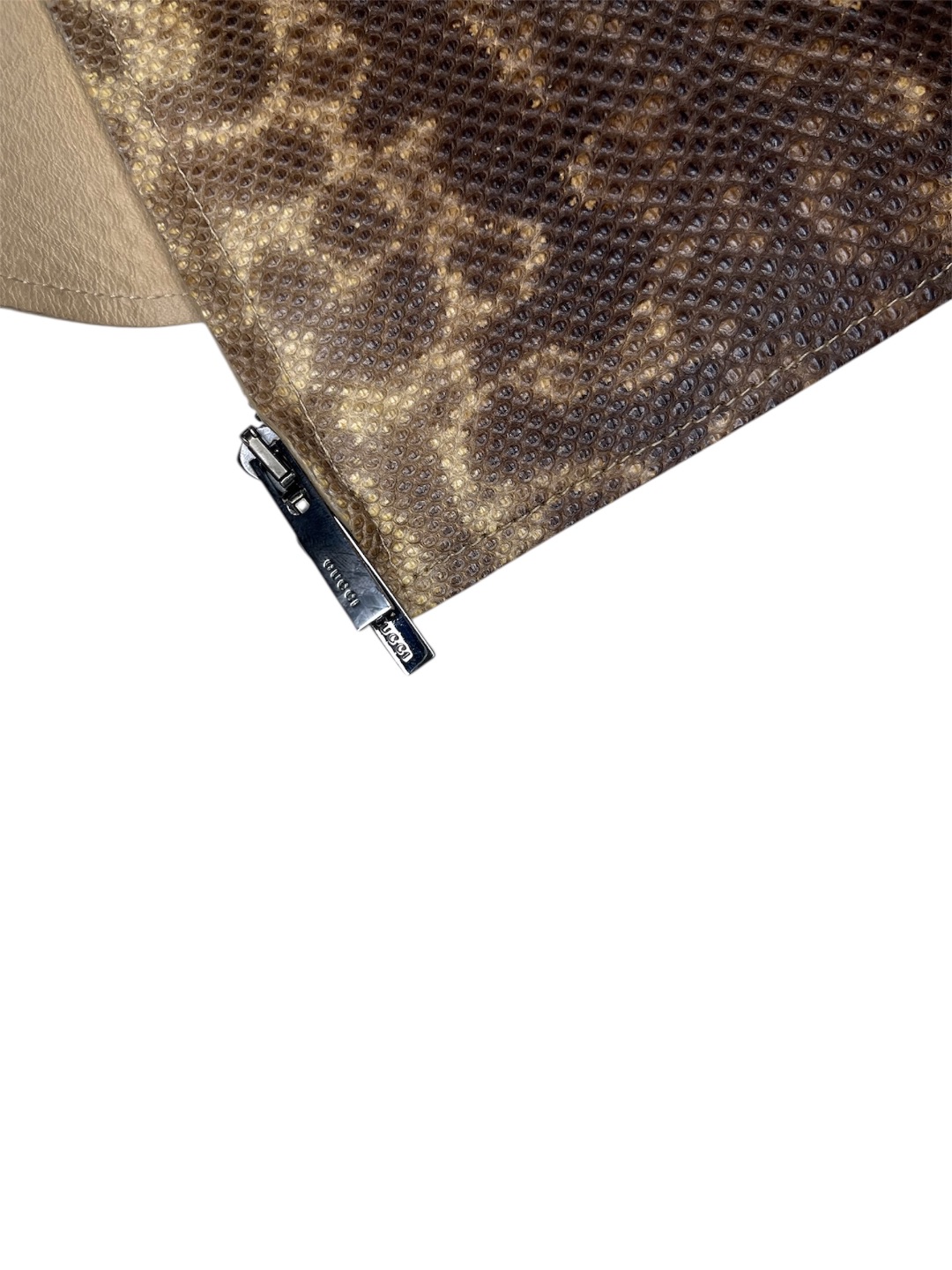 Thumbnail 5d7f28b4-418a-4540-9e3e-b4b7fa1501be