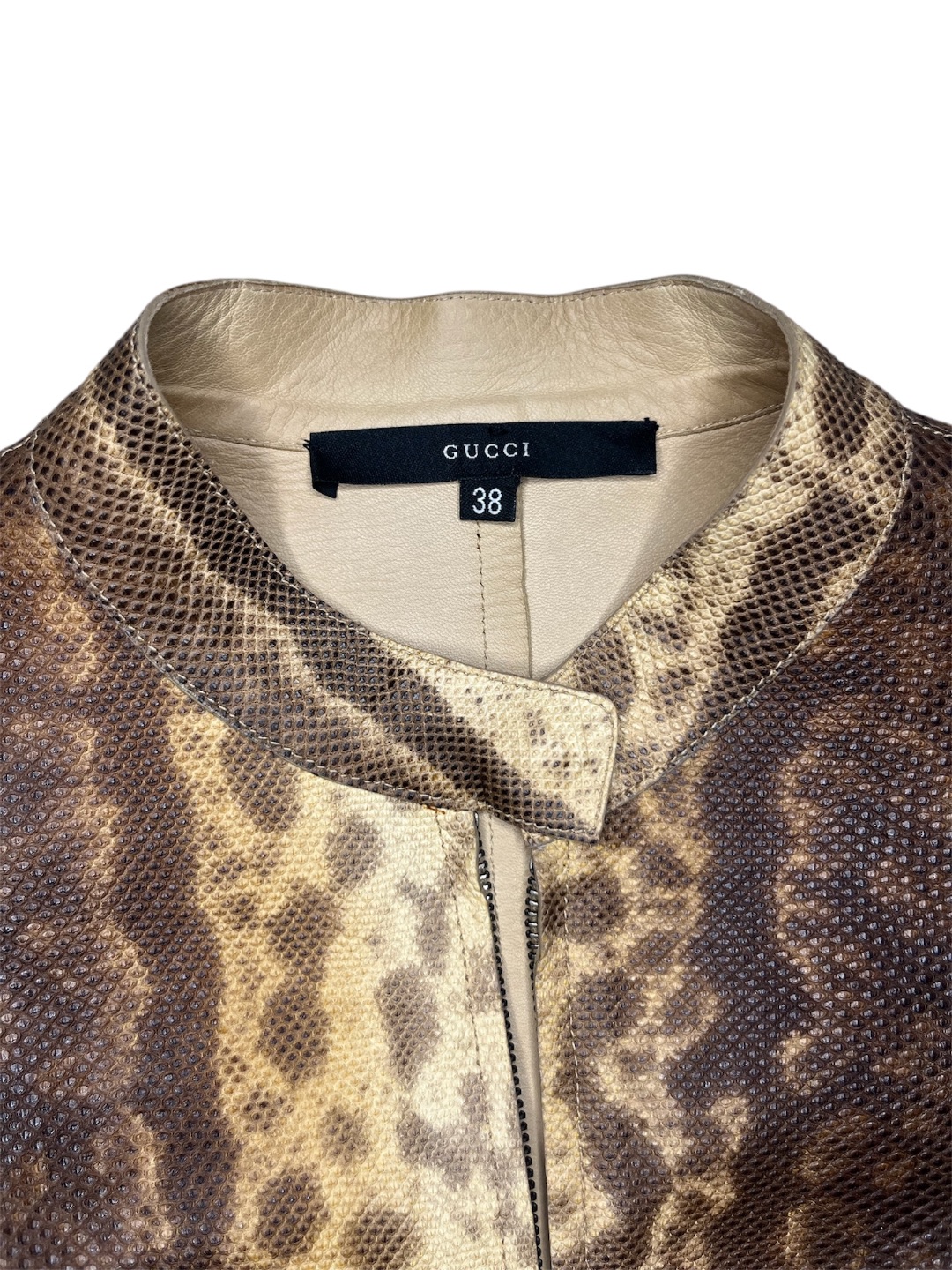 Thumbnail 211537b6-ac93-4b4f-ba3d-396271286494