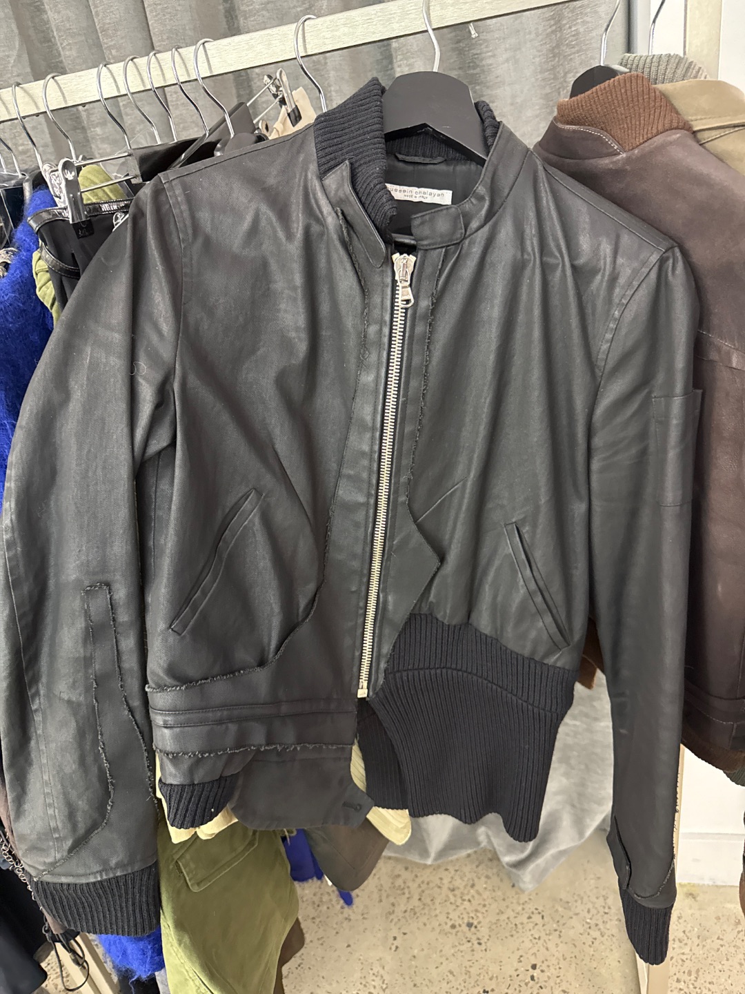 204b397f-e4c5-4cf0-94cc-a8d55caca3cf