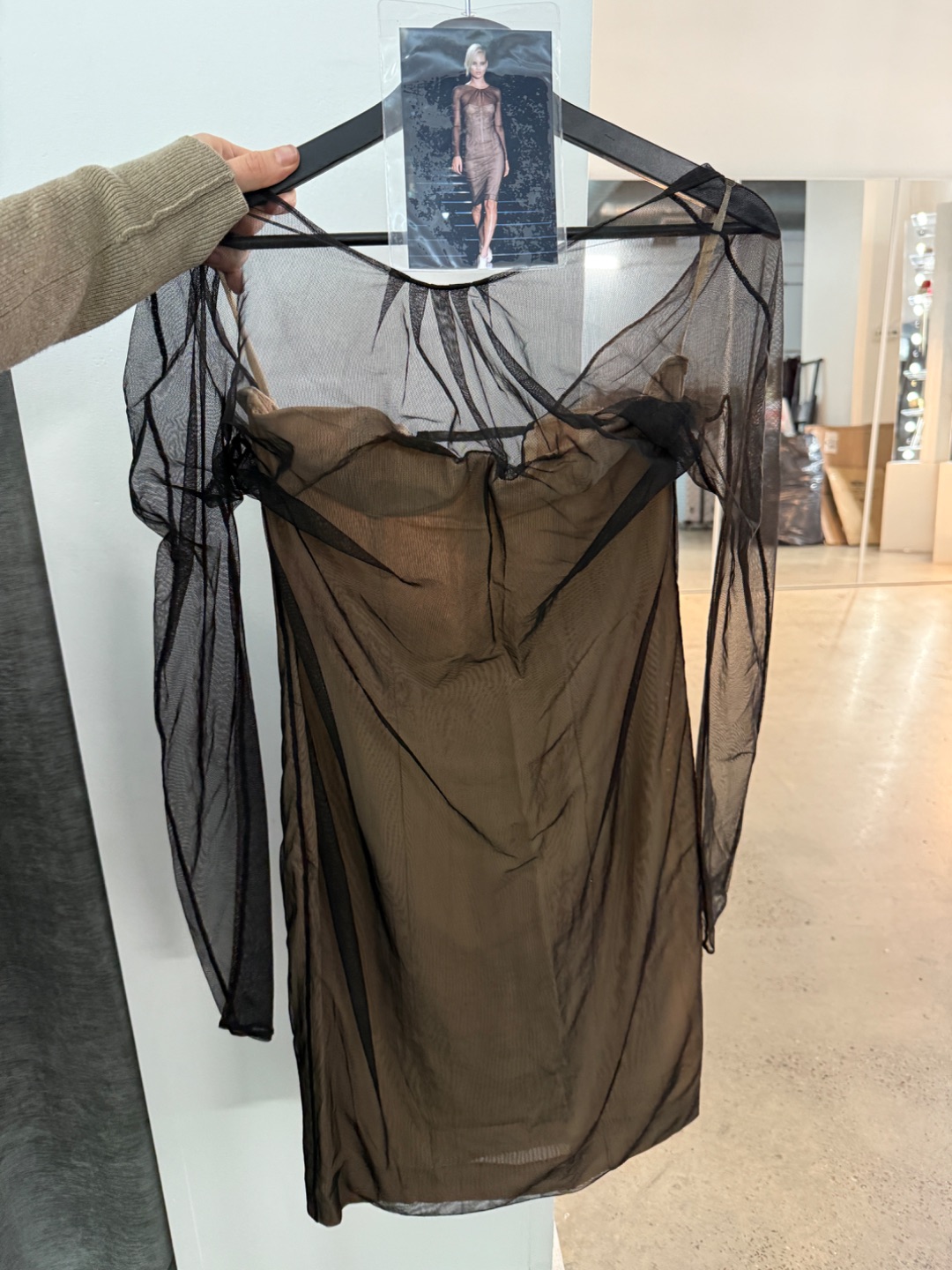 b94e675d-c907-417e-8bd0-ff212f4db2ff