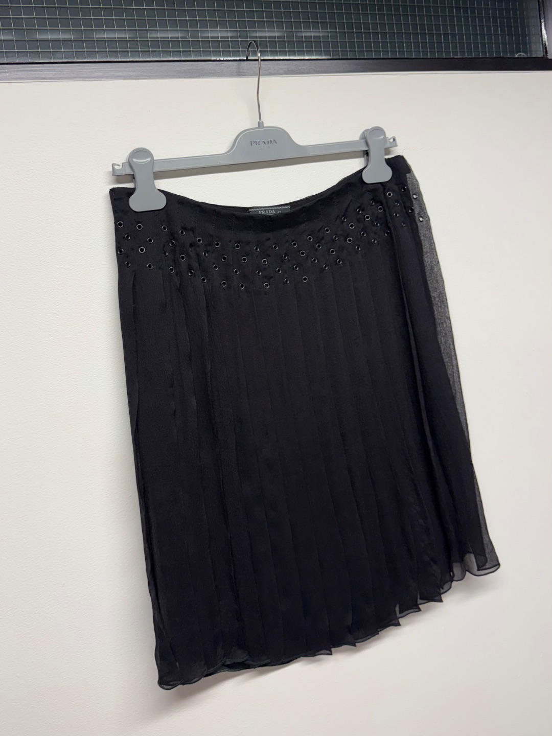 Thumbnail 472ed8bb-16a2-4479-92aa-fe45f848c718