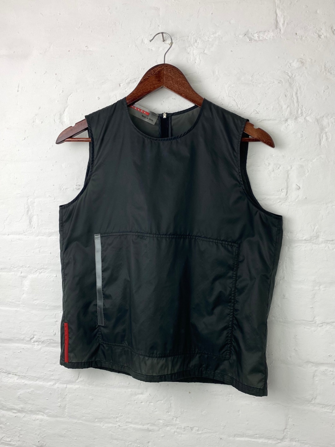 d9211f8c-08d1-431f-80ad-57228bf4713b