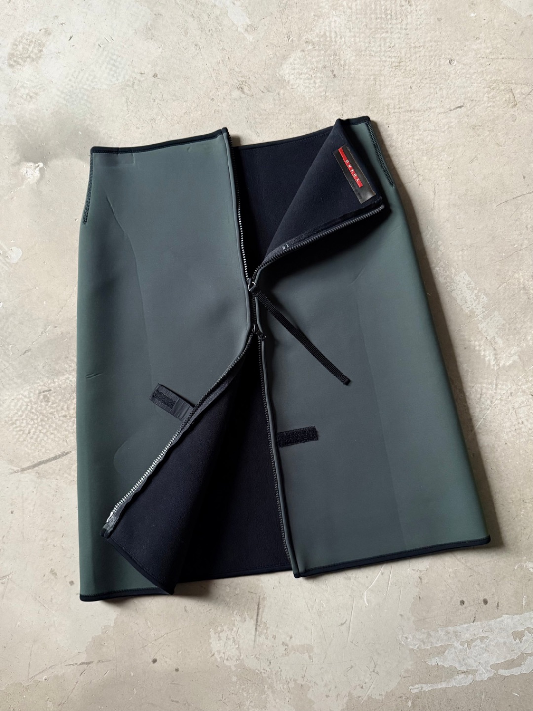 Thumbnail ebb4df31-6ff5-40bf-9501-fb1bde18e8e1