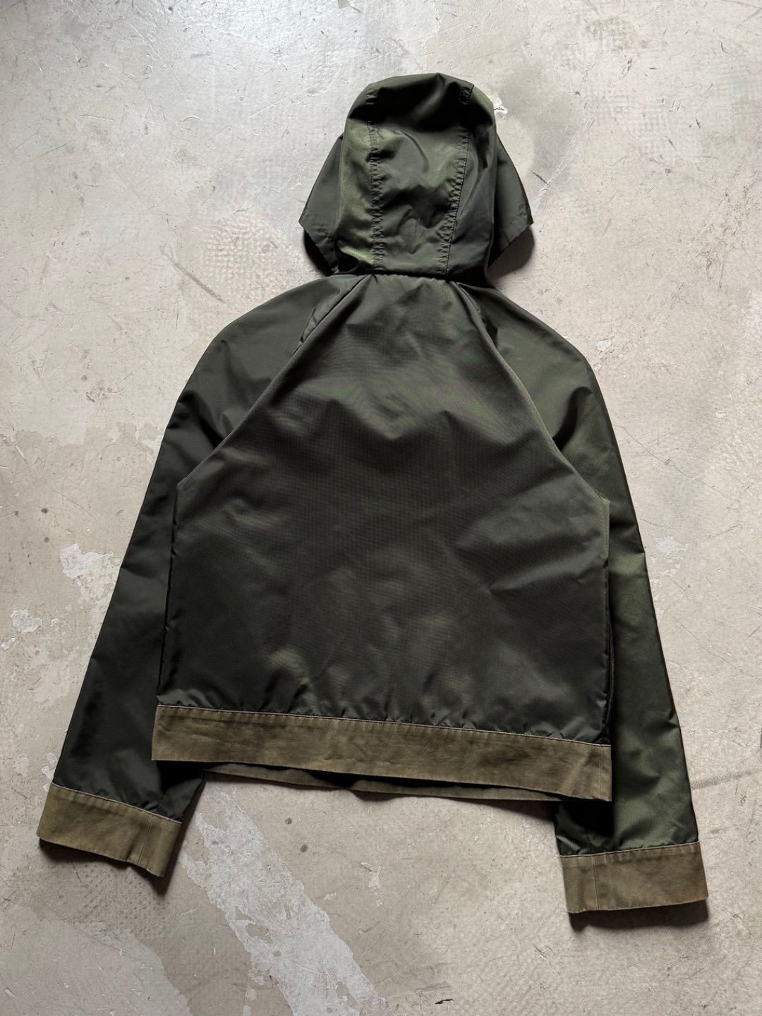 Thumbnail 35d209ee-33a8-47d0-ad58-914444c705a8