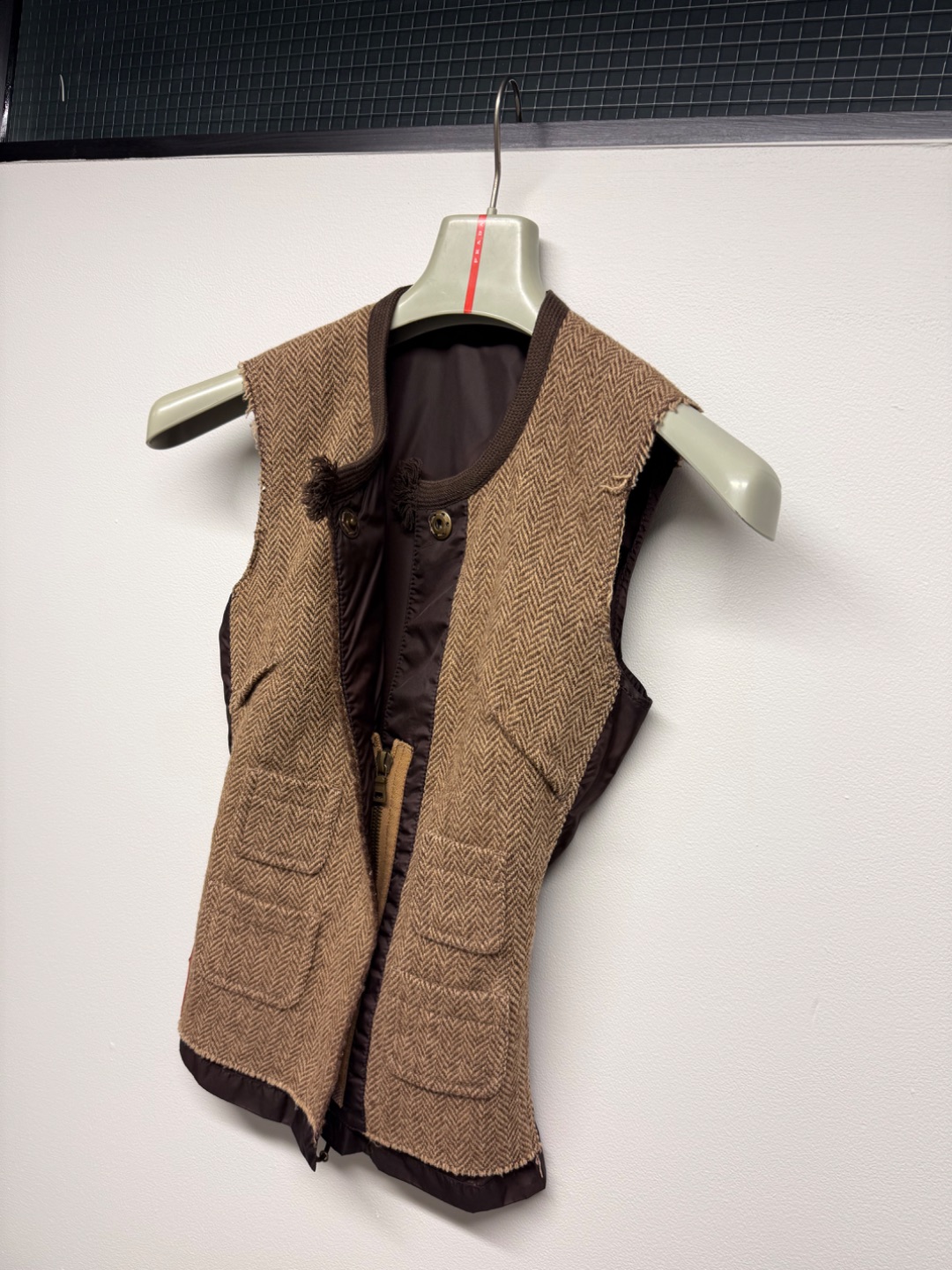 Thumbnail 3af1458b-989a-4bd6-a555-d2158fa13915