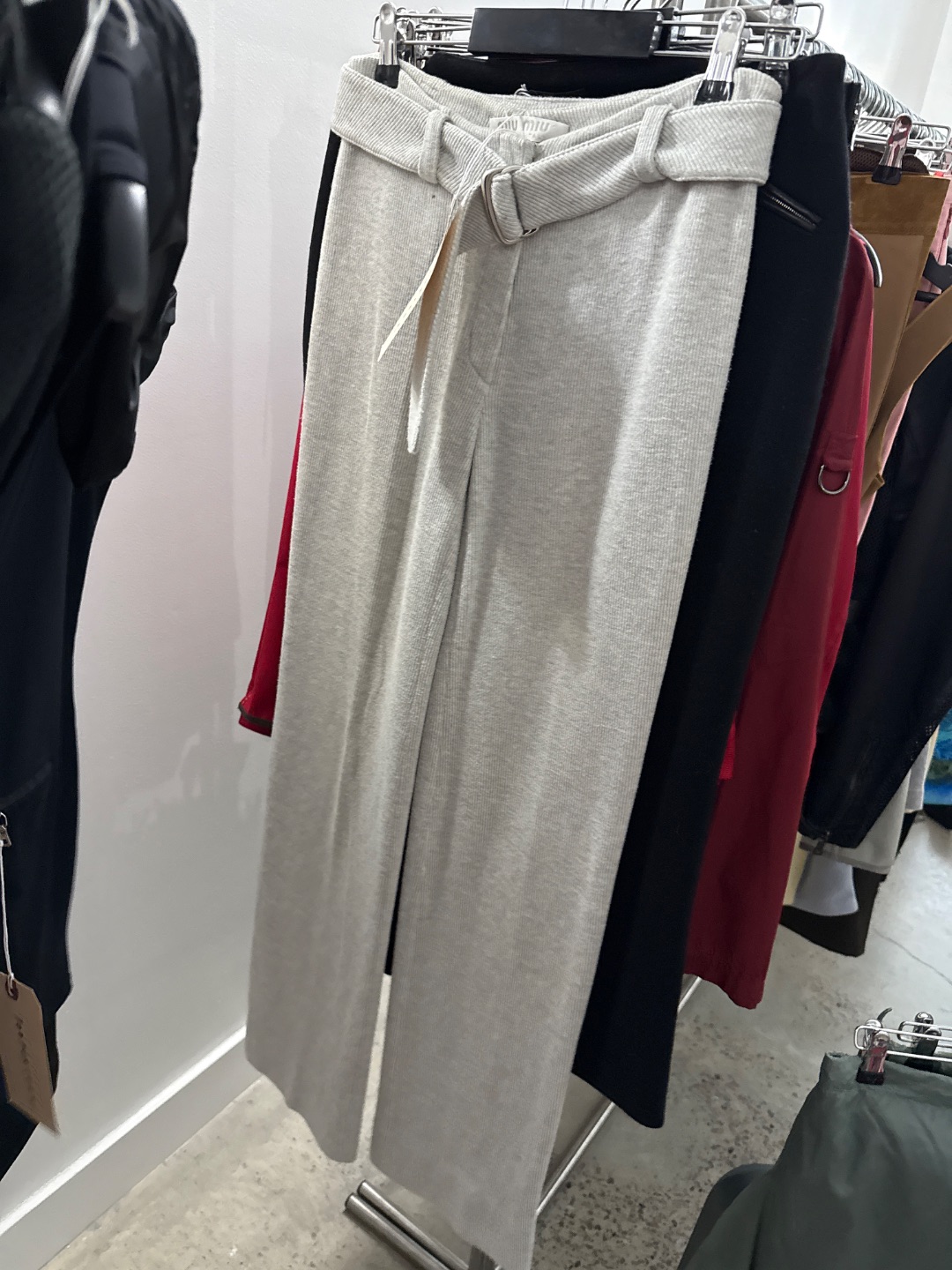 e463bf52-1b92-4913-bcd3-e90ffe47d2bf