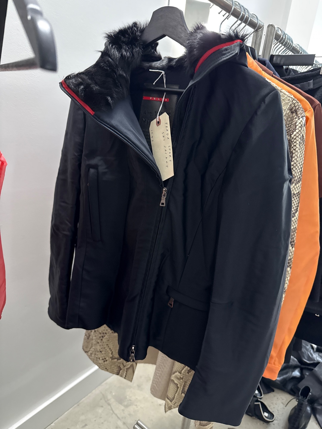 bbf77451-8b91-4309-bbf7-6efd961255a5