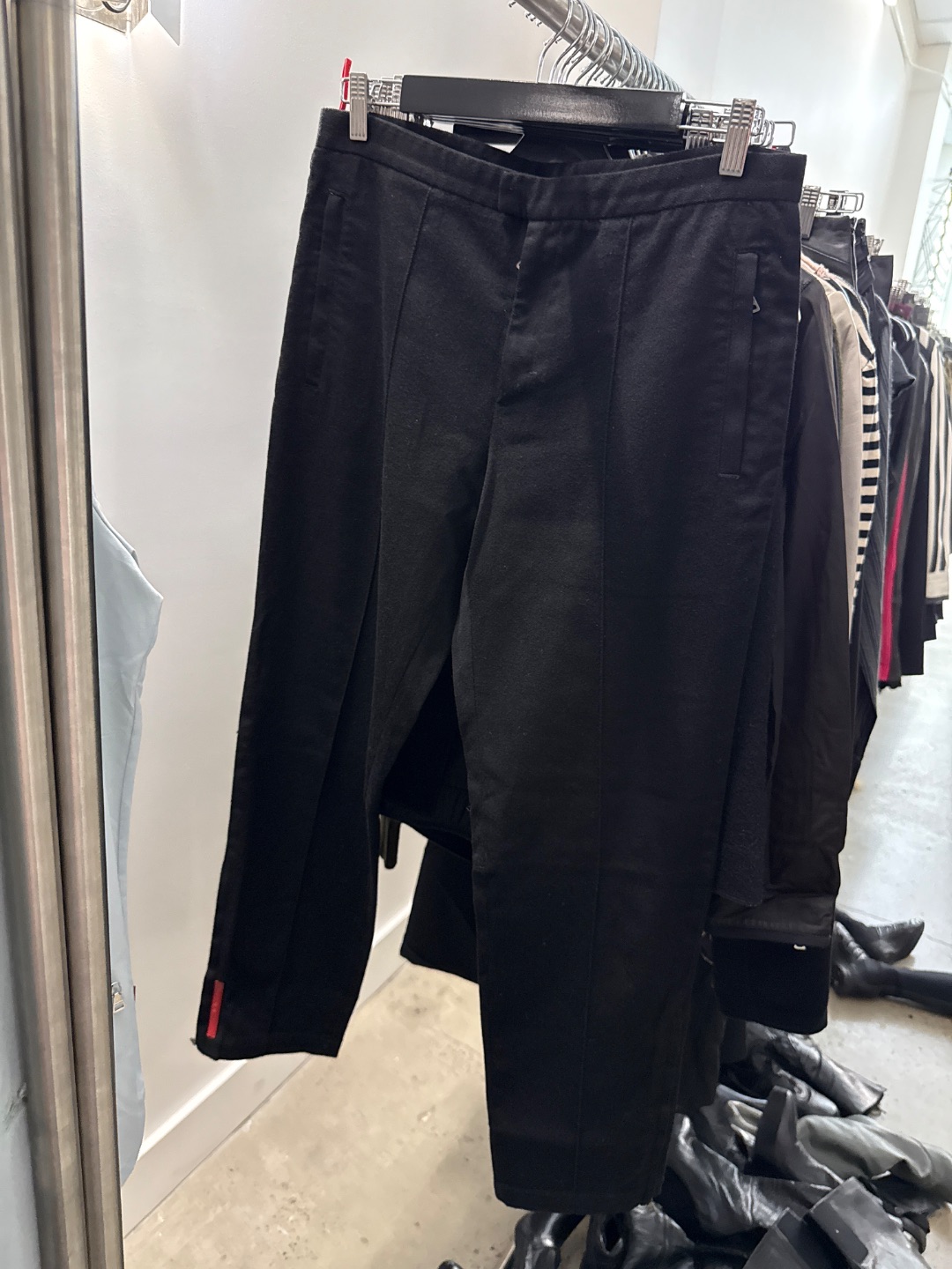 f9f49686-04ce-467d-8ce5-c31b88f2e374