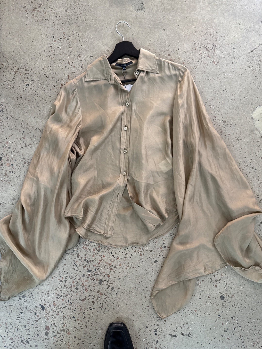 7de06599-bca7-426c-9247-4bf7e45b3a14