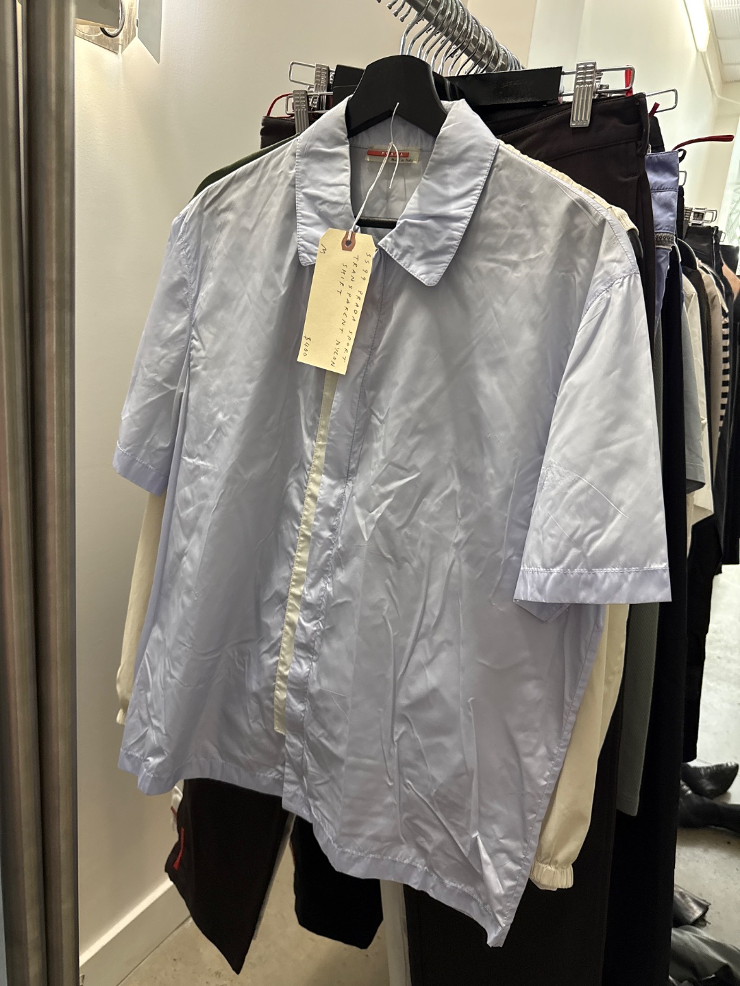 921499d8-08b3-4b5e-a7fc-36f6ca42510b