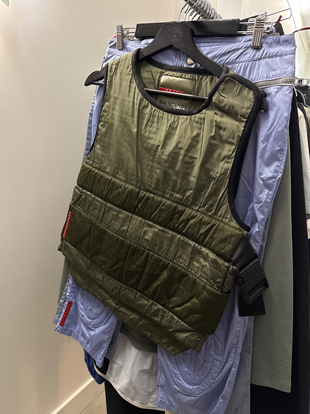 05a9e5cd-26bd-4904-bc4a-7646bc77f317