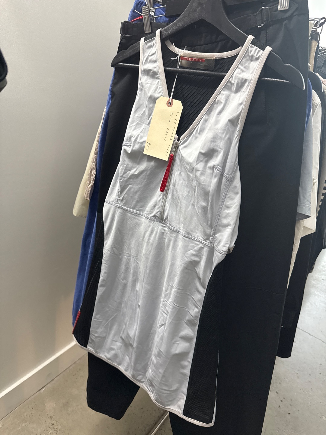 8da82755-18a4-4ce8-a5b0-78662e27bf6b