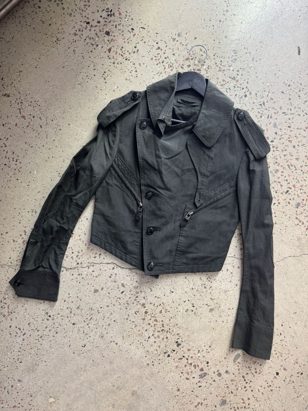 e0b06367-4a5d-4764-b5c4-78c36029e3c6