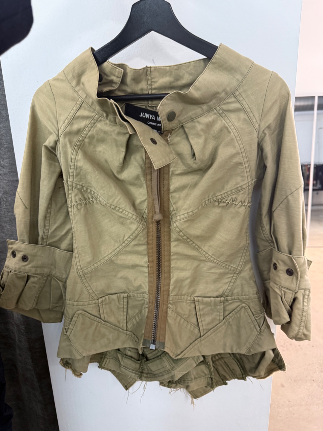 f0663567-869f-4ed3-9956-e90a7b01f912