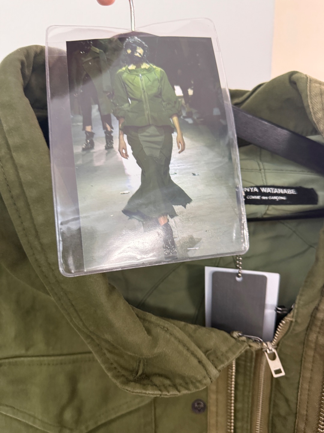 Thumbnail b7ba933a-d600-42a5-be4e-d94861b038f4