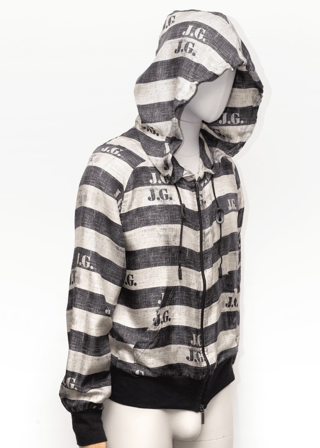 Thumbnail 21fff83c-c18d-402a-99e8-3c87b7fa3313