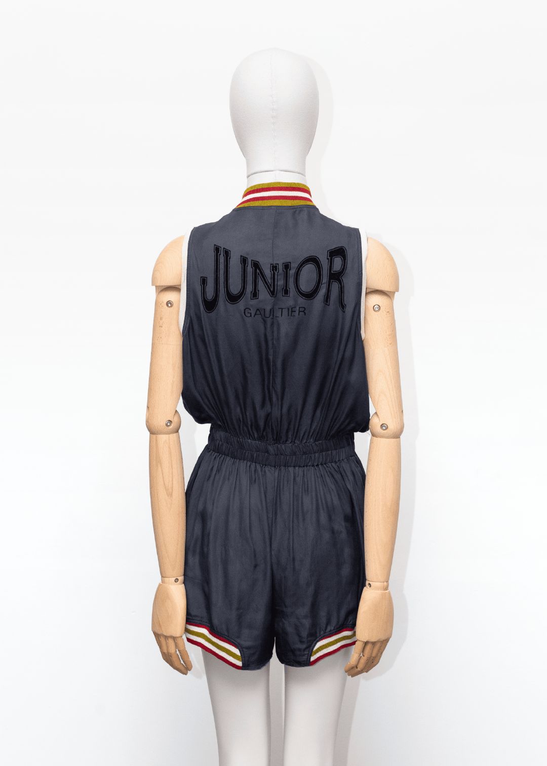 Thumbnail e61febcb-bdc5-4ca2-8727-9d5a32df06b9