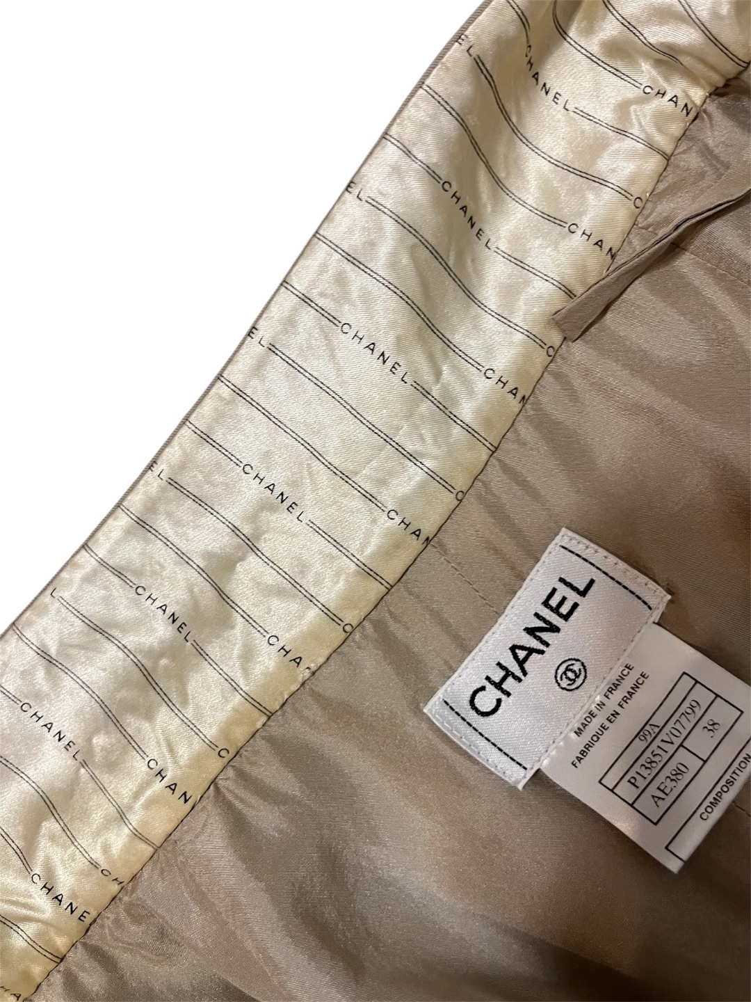 Thumbnail d75588b8-4bf2-4c6f-a594-d7672f2f16d5