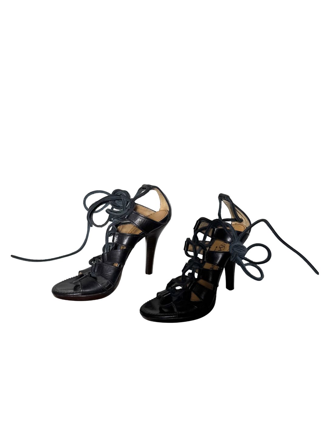 Yves Saint Laurent by Tom Ford AW02 Laceup Heels by YVES SAINT LAURENT in size EU 37 from SHOES category