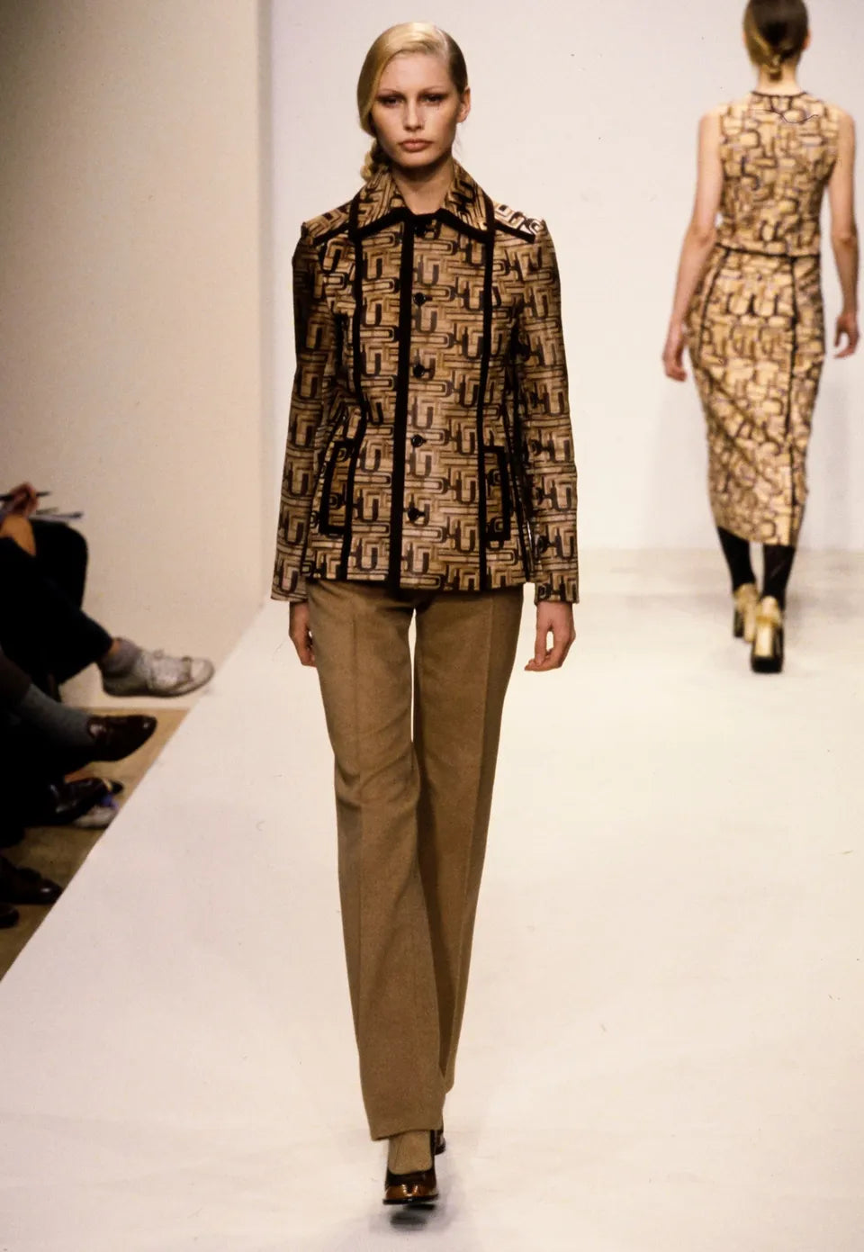 Thumbnail 3c7b009d-04d5-4410-868c-d9e3cbf4cee9