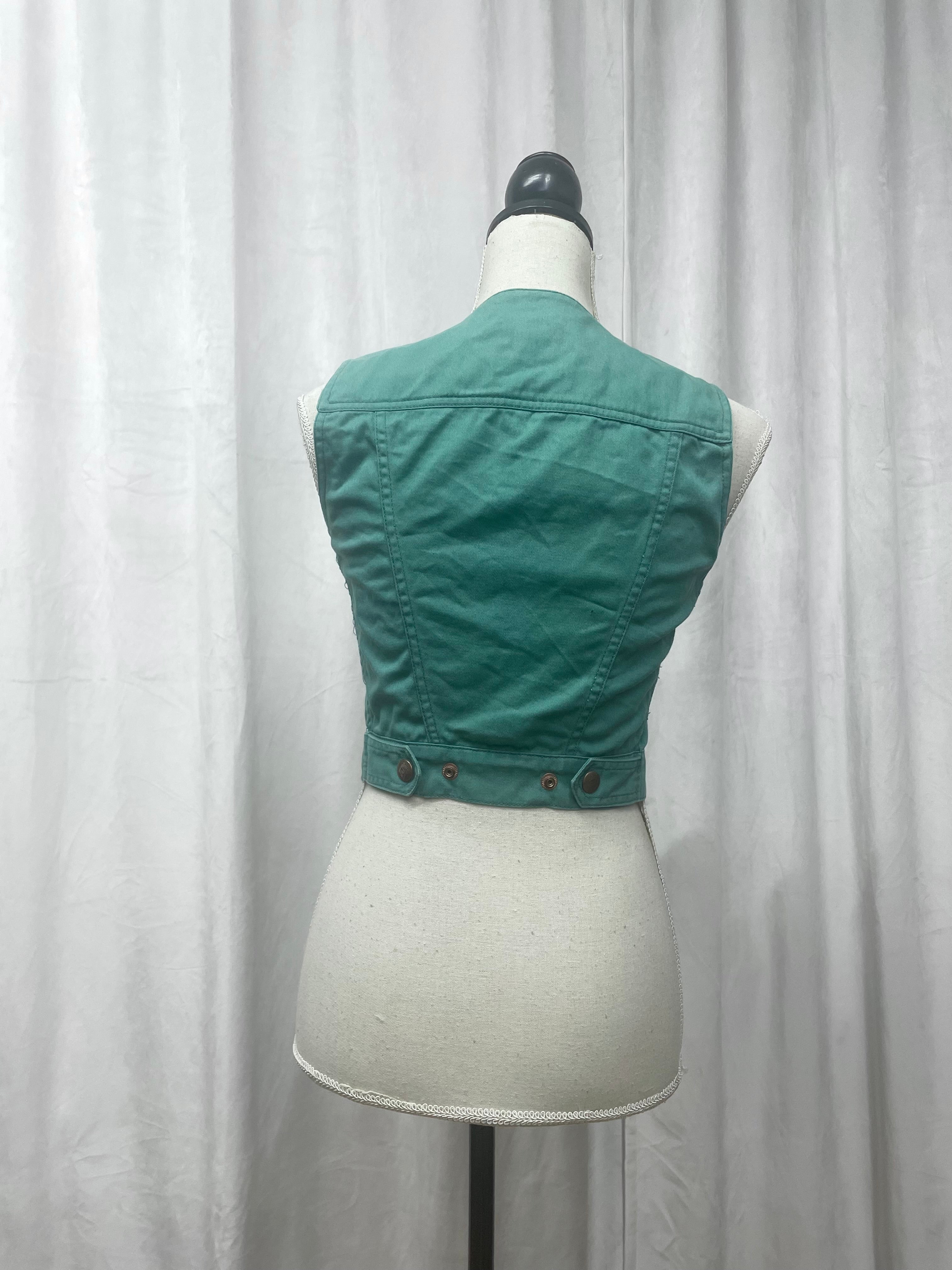 Thumbnail 6cf982e9-2740-41b3-8b99-3a04cf64c24f