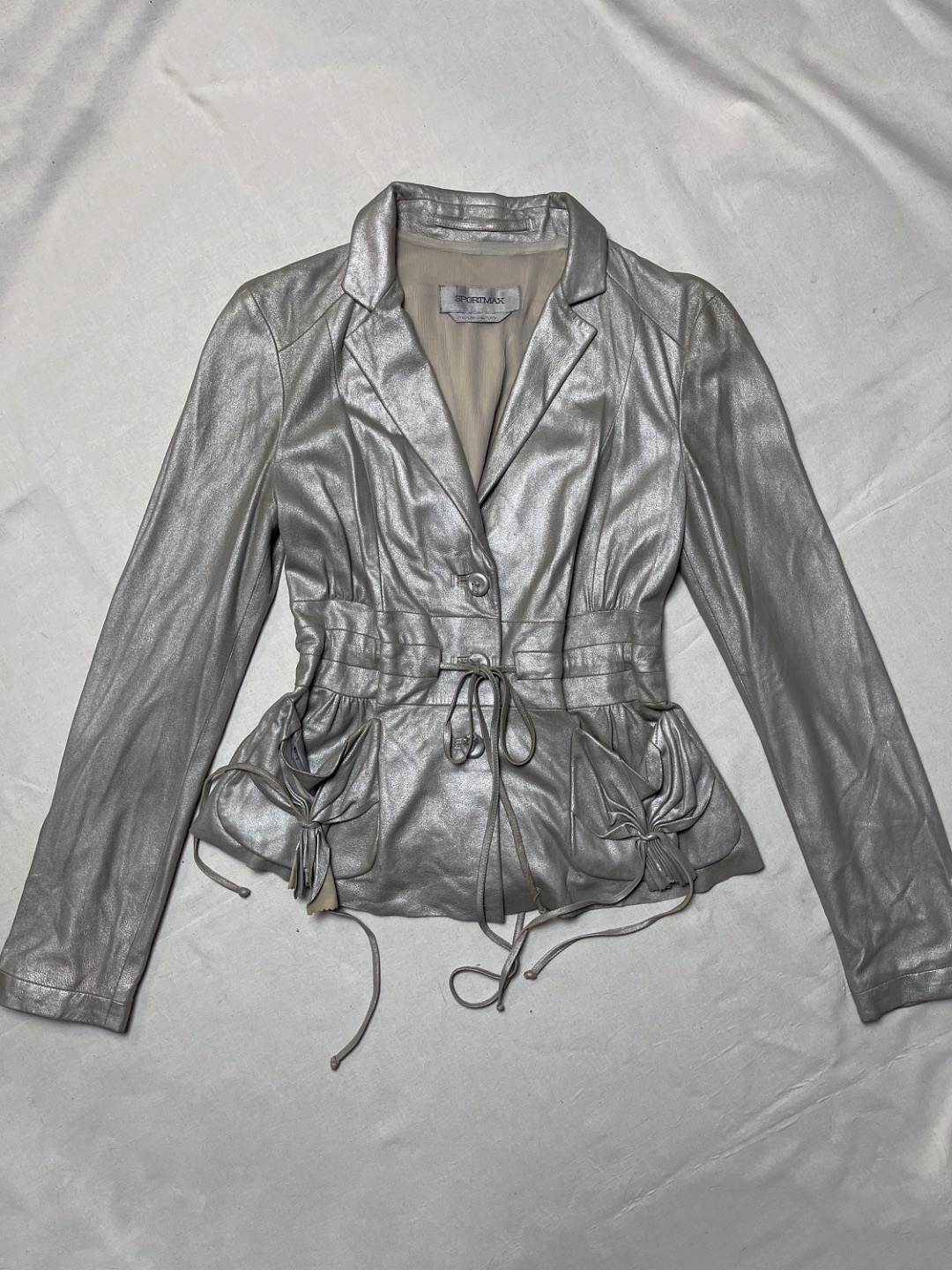 Thumbnail 9504000e-b5b6-4840-9d3c-fb629872dd2a