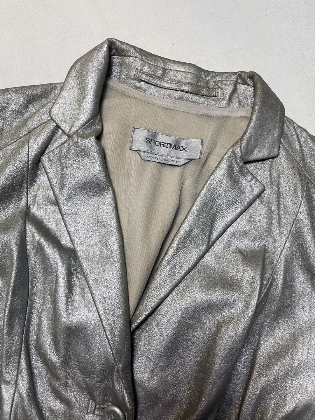 Thumbnail f82a9379-168d-4835-bc6f-ea9b9d7b74fd