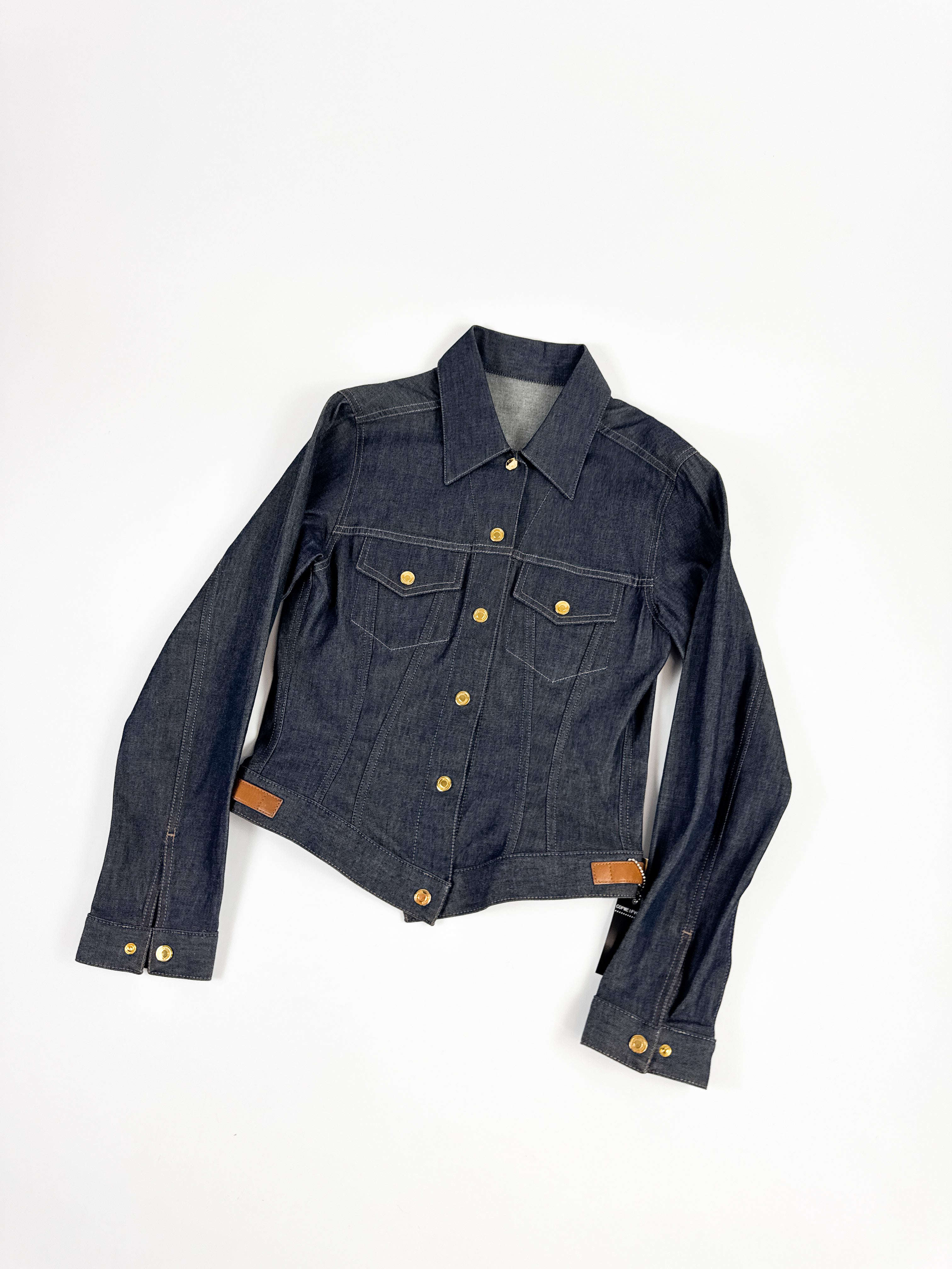 Thumbnail ca8cb925-2406-4181-b557-8db8a60f3795