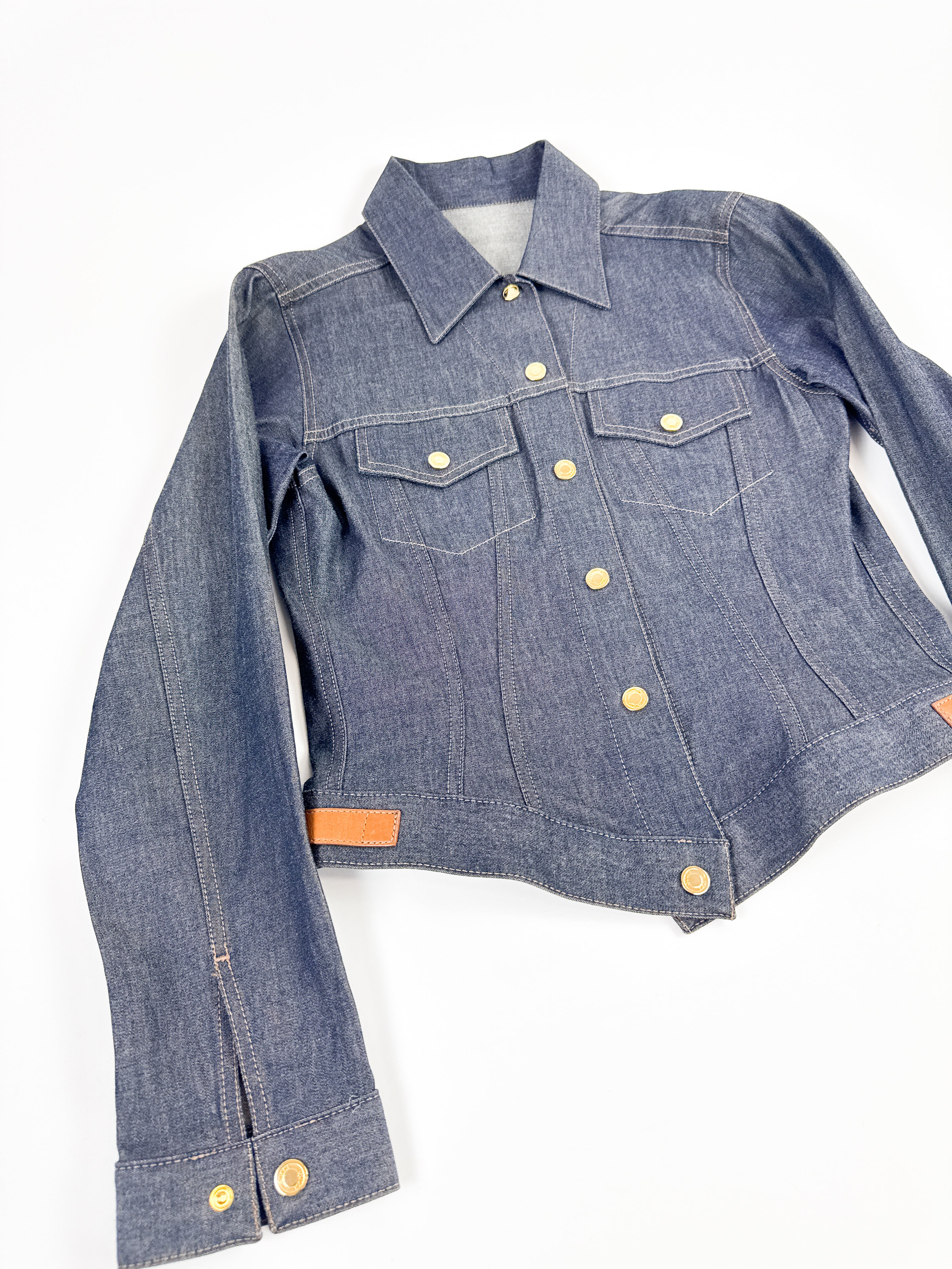 Thumbnail 43732da0-4a70-47e2-9dc7-84f8698f9b06