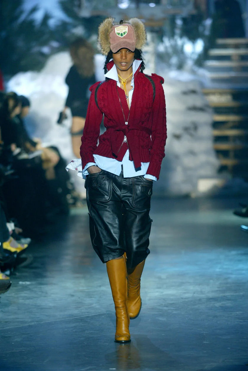 Thumbnail 443b3059-40e2-4d6c-93e6-e6821de20a1c