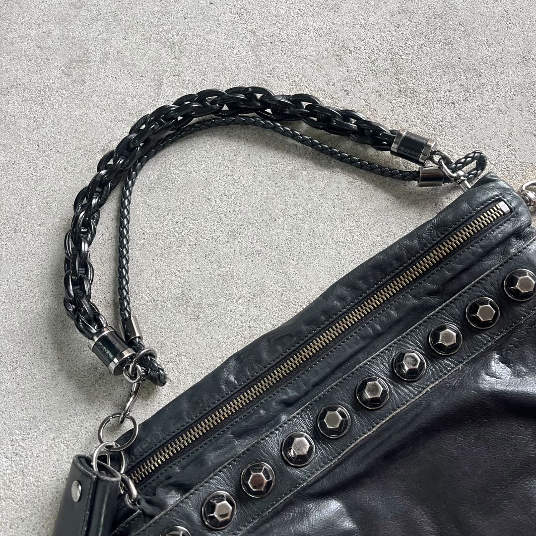 Thumbnail 50bb40a7-3aeb-4492-8c5c-e878da8566c7