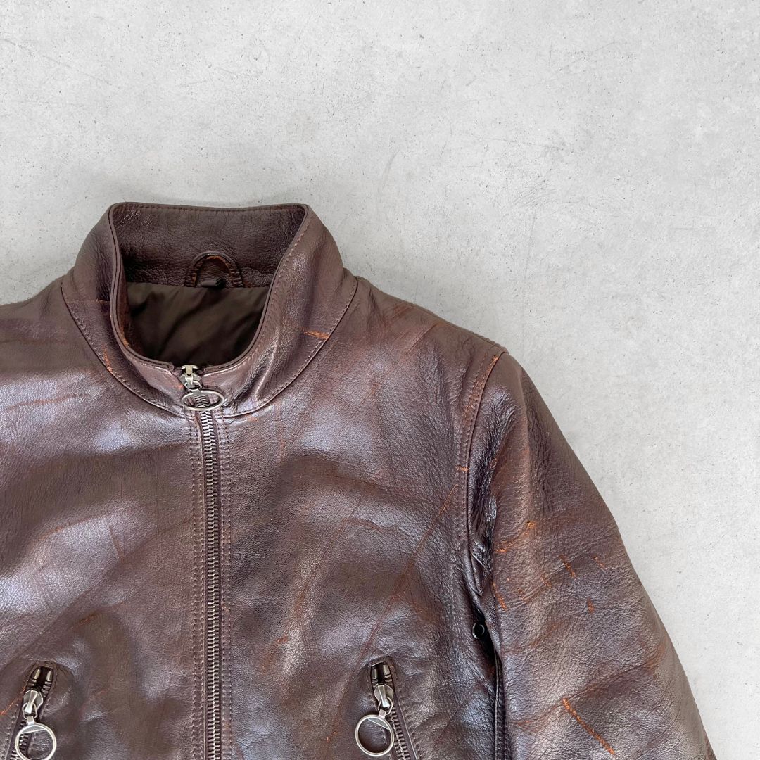 Thumbnail e4cf0448-6597-4a93-bcc8-5aca416f0b13