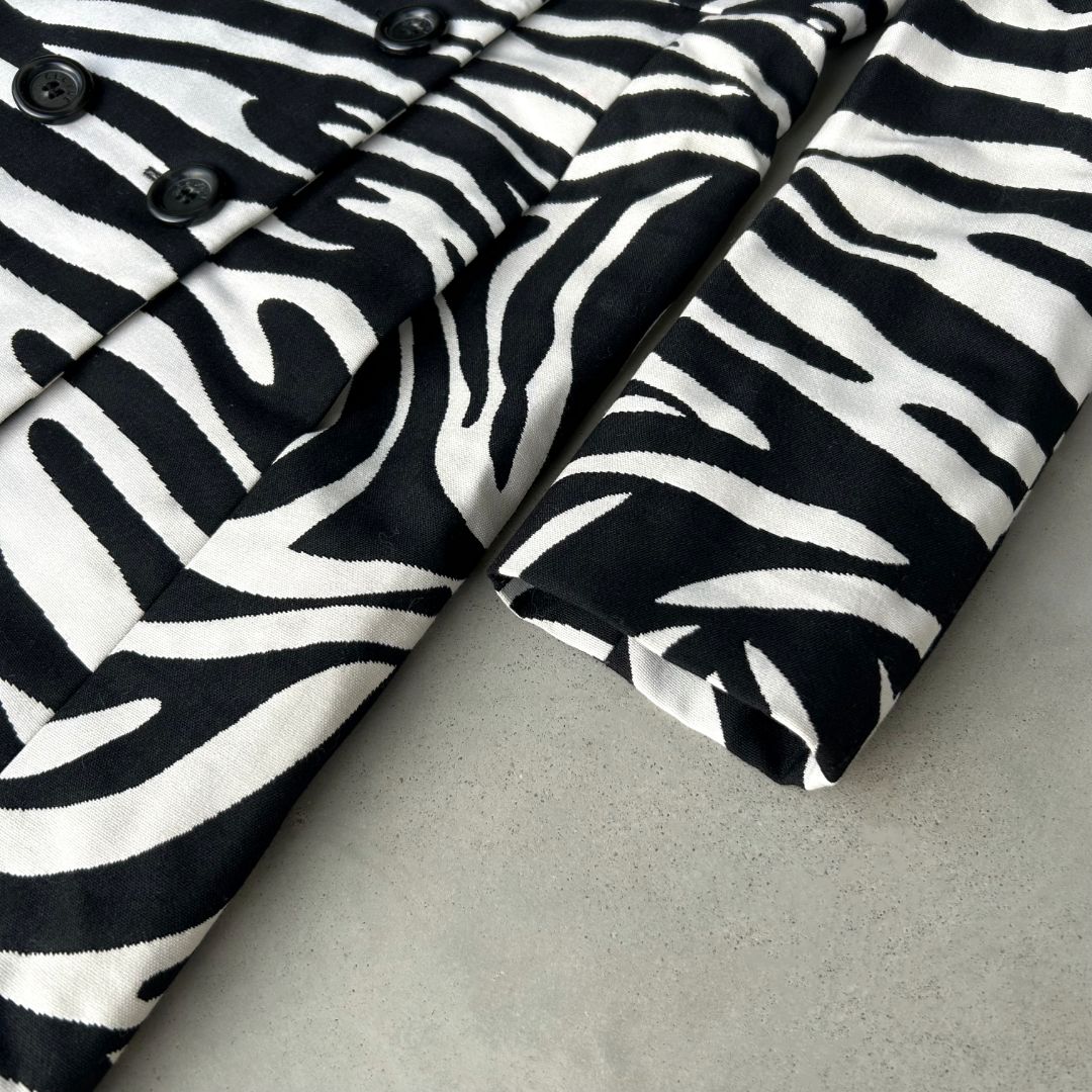 Thumbnail 025c45f8-7f2a-423e-b579-6fda9c72653a