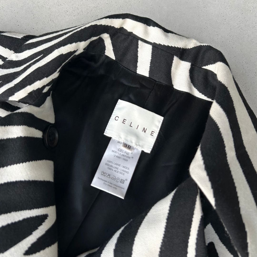 Thumbnail cdb03035-b09d-46e2-8a9a-c9b02ec1968a