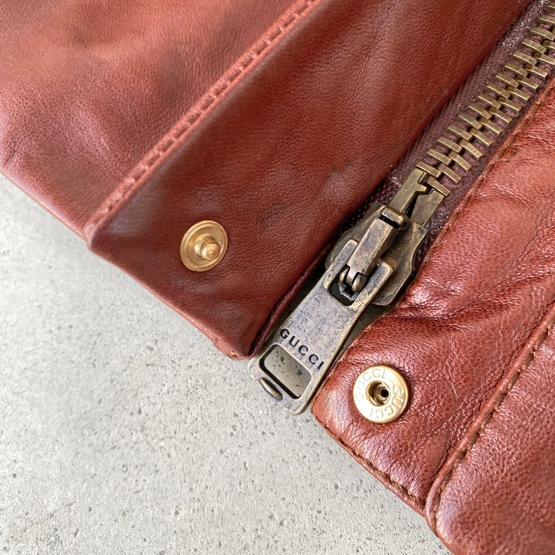 Thumbnail d4f91283-3ffa-4a5b-9d16-ec49f3004446