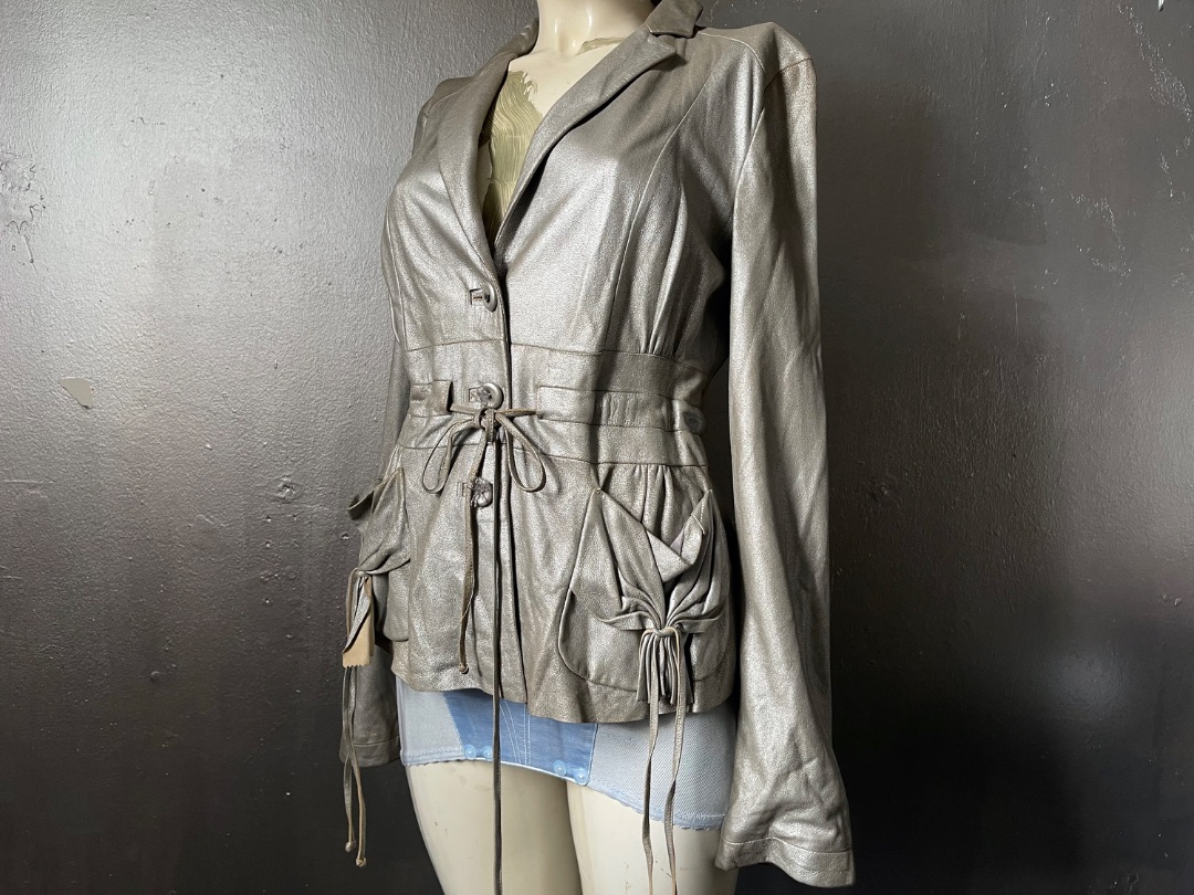 Thumbnail 5f5c4074-49c5-4a4b-ba3a-9154dd22d140