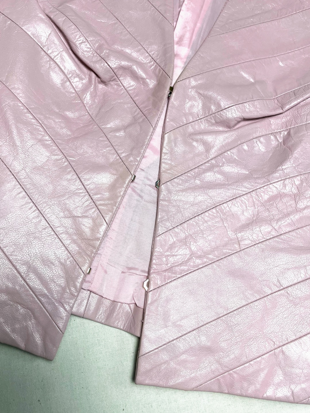 Thumbnail 6707cf32-f3e9-409e-8c74-85cc583345fa