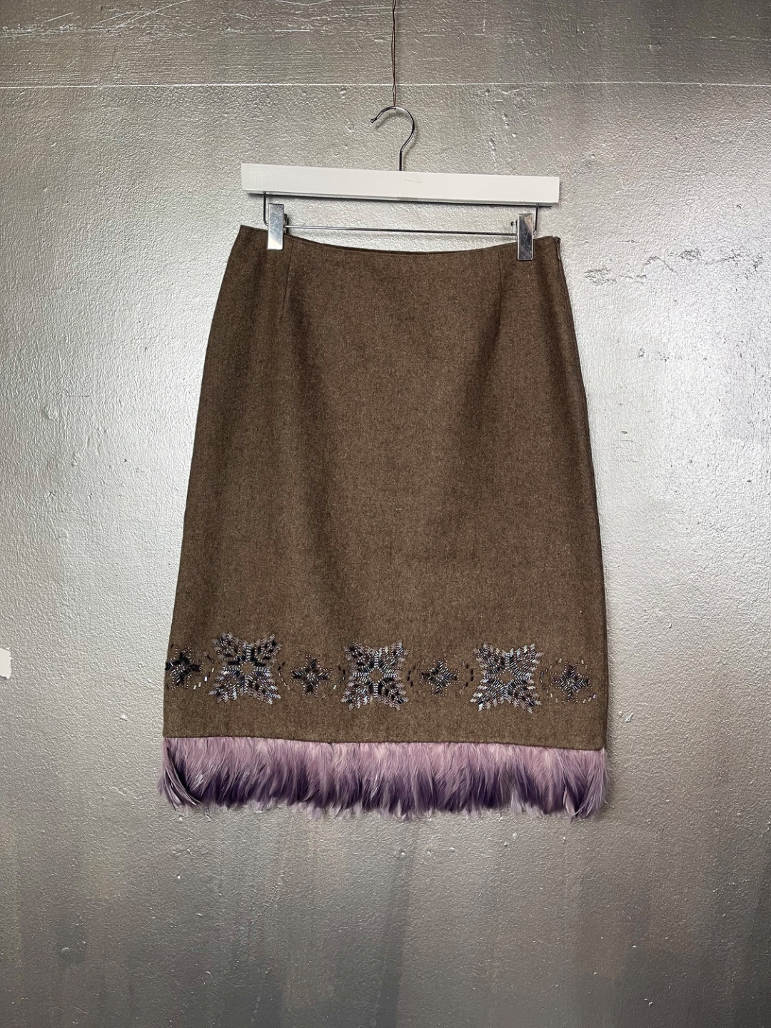 Vintage Sportmax brown wool pencil skirt with embroidery and purple ombre feather trim by Sportmax in size IT 42 from SKIRTS category