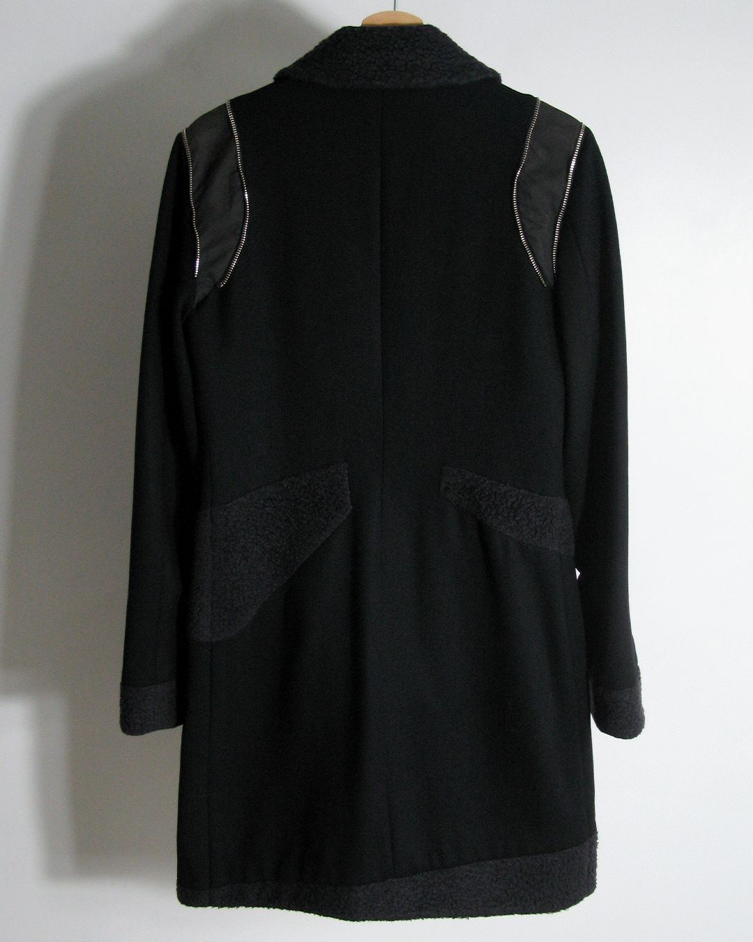 Thumbnail 404c840c-c380-4223-ad81-c3f394a2ace4